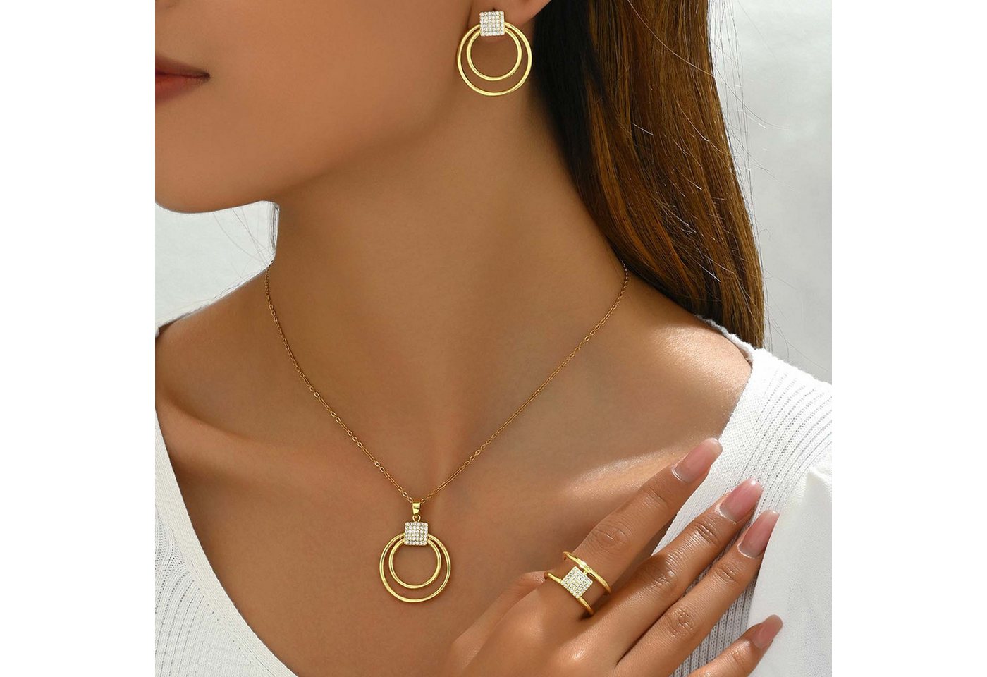 trends for living Schmuckset Zartes goldenes Ketten-Set bestehend aus Halskette Ohrringen und Ring, Mehrlagige, kreisförmige Ringe mit diamantbesetzten Quadraten von trends for living