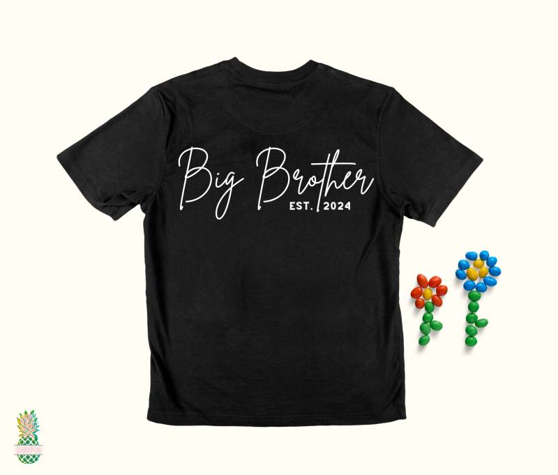Großer Bruder Est. 2024. Das Big Brother T-Shirt Ist Ein Tolles Schwangerschafts-Ankündigungs-Shirt Oder Geschenk Für Neuen Bruder von trendythreadsapparel
