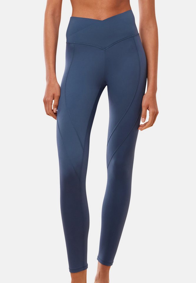 triaction by Triumph Sporthose Cardio RTW (1-tlg) Sport-Hose - Figurformend - Schnelltrocknendes Material von triaction by Triumph