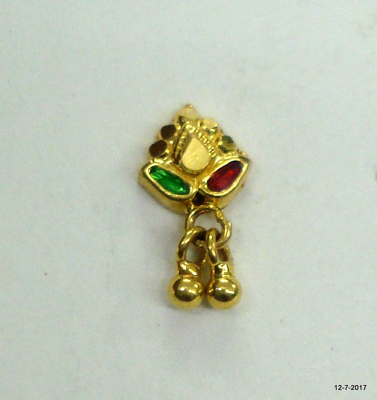18Kt Traditionelles Design Gold Nasenstecker Nasenornament Handgefertigt von tribalsilver99