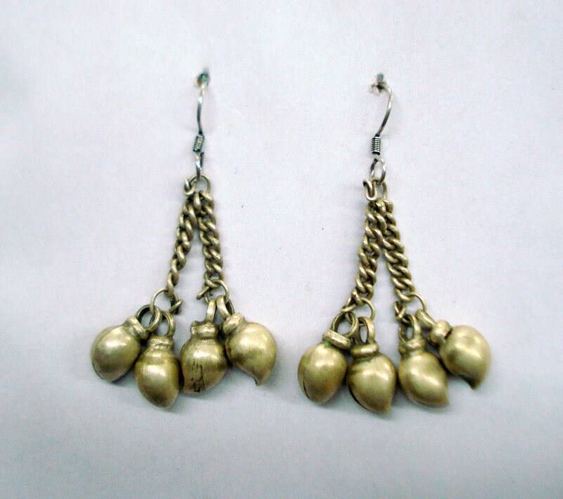 Antike Stammes Alter Silber Mango Perlen Ohrringe Rajastha Indien von tribalsilver99