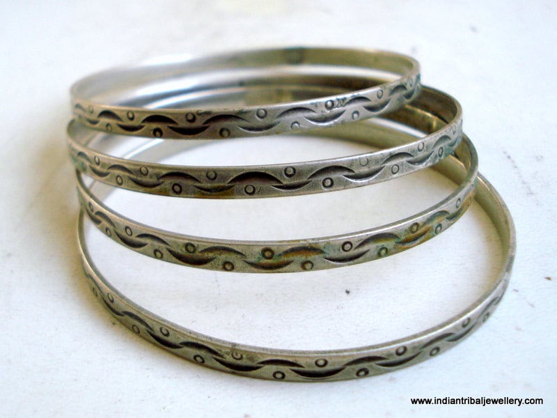 Jahrgang Stammes-Alte Silber Armreifen Armband Chudiyan Bellydance Antikschmuck Jahrgang Stammes-Alte Silber Armreifen Armband Chudiyan Bellydance Antikschmuck von tribalsilver99