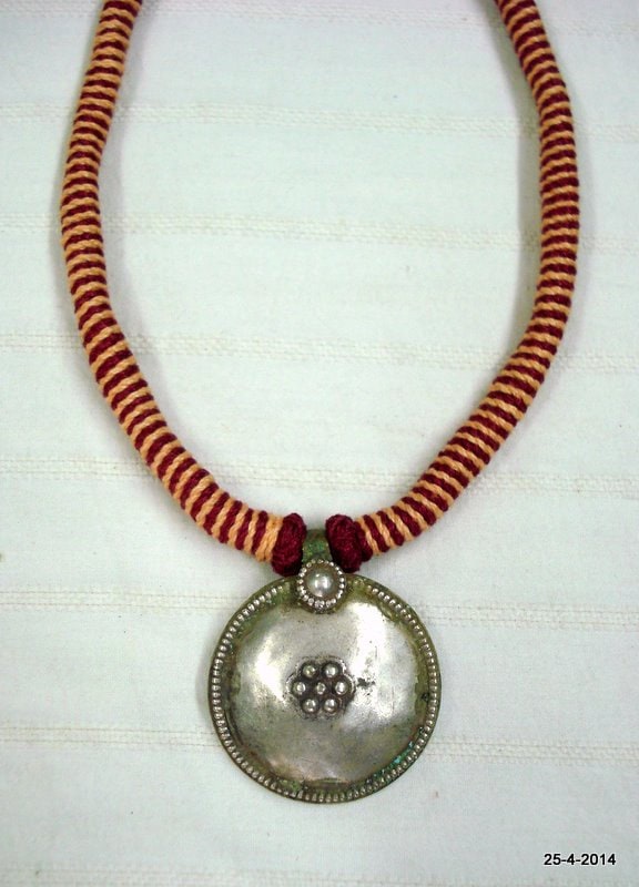 Jahrgang Stammes-Alte Silber Halskette Halsreif Anhänger Disk Bauchtanz Antikschmuck von tribalsilver99