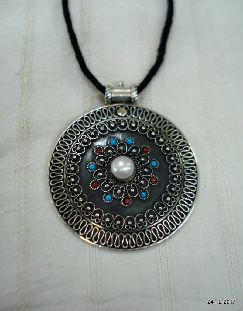 Traditionelle Design Sterlingsilber Anhänger Halskette-Edelstein-Anhänger Traditionelle Design Sterlingsilber Anhänger Halskette-Edelstein-Anhänger von tribalsilver99