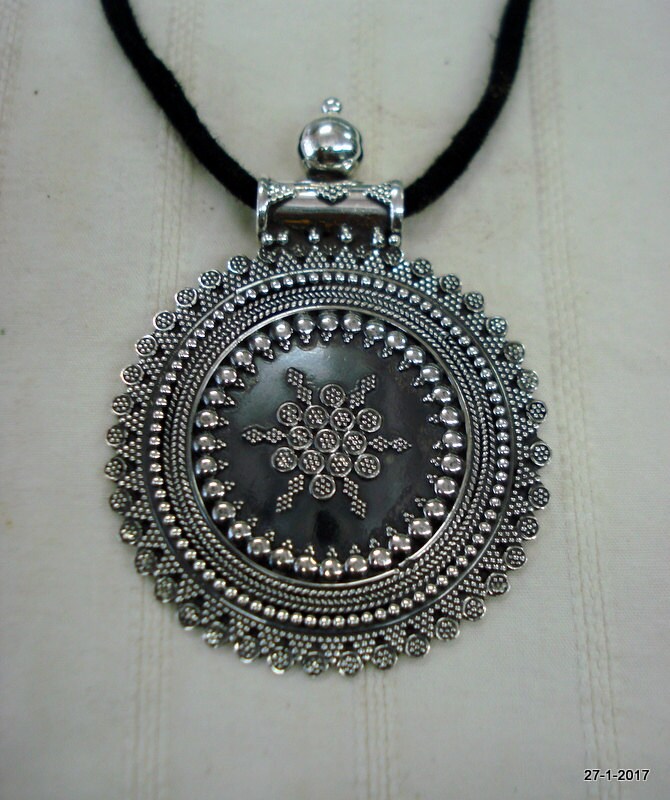 Traditionelle Design Sterlingsilber Halskette Anhänger Handgemachter Schmuck von tribalsilver99