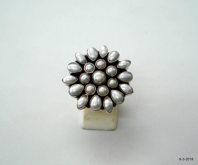 Traditionellen Design-sterling Silber-Ring-Cocktail-Ring-Perle Edelstein-Ring von tribalsilver99