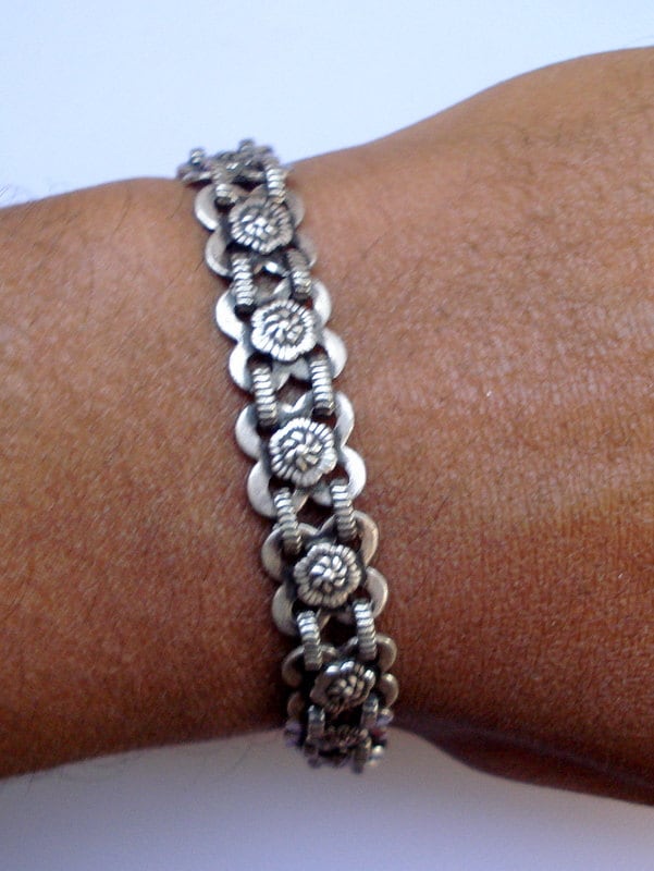 Traditionelles Design Silber Manschettenarmband Armreif Handgemachter Schmuck Rajasthan von tribalsilver99