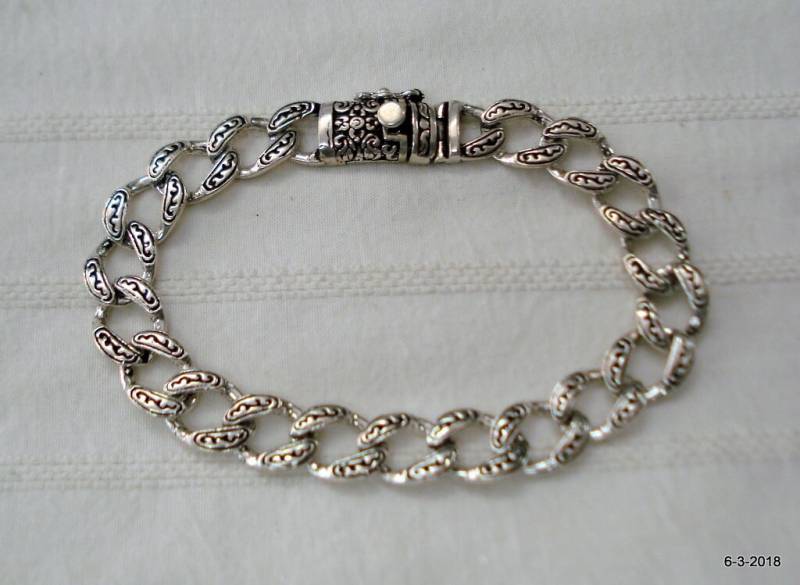 Traditionelles Design Sterling Silber Armband Armreif Handarbeit Unisex von tribalsilver99