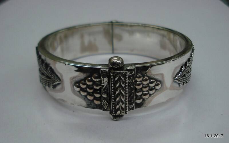 Traditionelles Design Sterling Silber Armreif Armband Manschette Handgemachter Schmuck von tribalsilver99