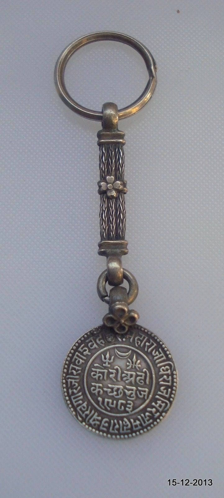 Vintage Antike Sammlerstück Alt-Silber Münze Schlüsselanhänger Anhänger Indien von tribalsilver99