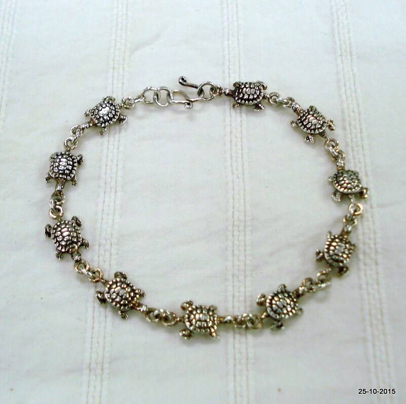 Vintage Silber Armband Schildkröte Design Manschette Handgefertigter Schmuck von tribalsilver99