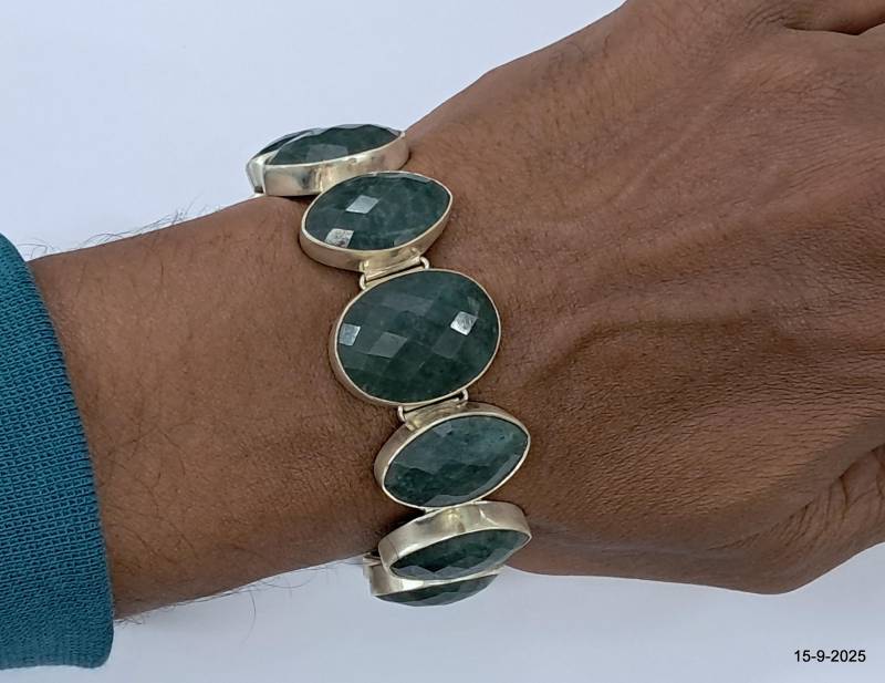 Vintage Sterling Silber Armband Manschette Smaragd Farbe Edelstein Armreif von tribalsilver99