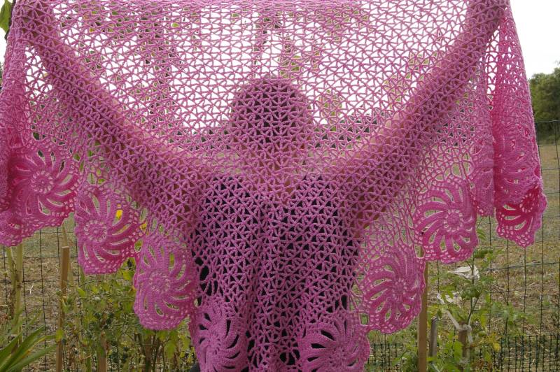 Hand Gehäkelt Rosa Schal Hand Gehäkelt Rosa Schal von tricotsmode