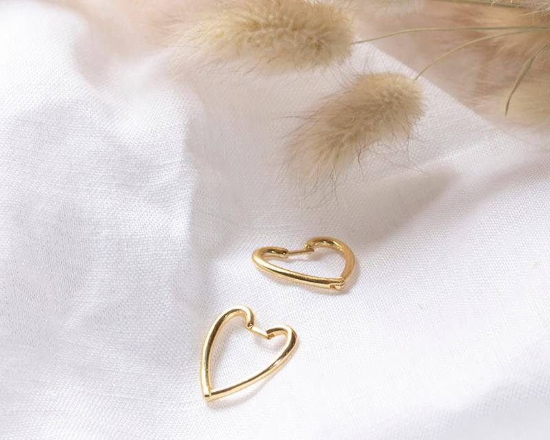 Gold Herz Creolen 18K Vergoldetes Sterling Silber von triumjewelry