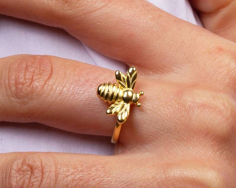 Zierlicher Hummel-Ring 18K Vergoldetes Sterlingsilber von triumjewelry