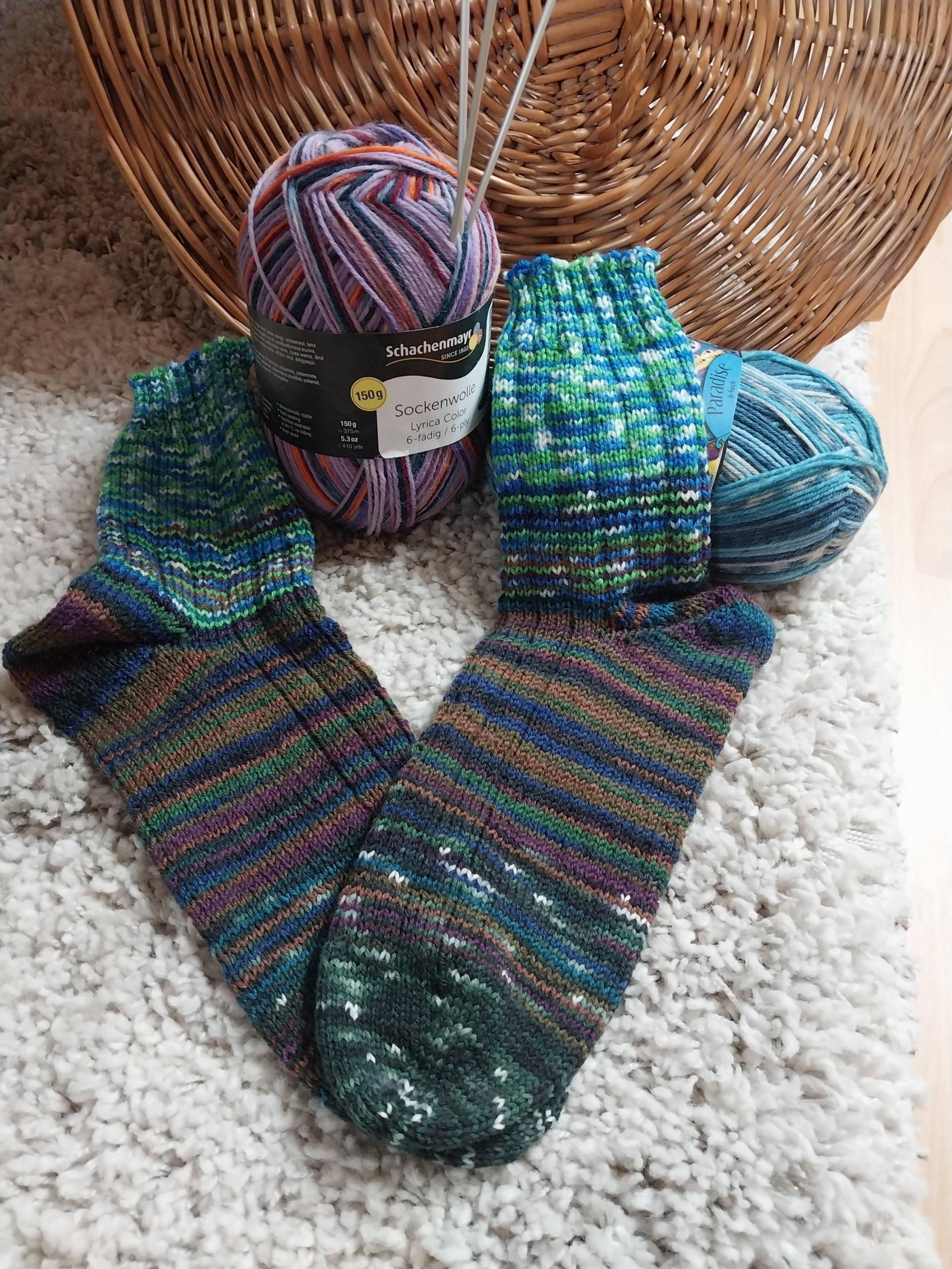 Unikat Socken Gr. 41/42 Handgestrickt, Handarbeit, High Twist Wolle Von Atelier Zitron | Handgefärbt, Damensocken Handgestrickt von trollinchen109