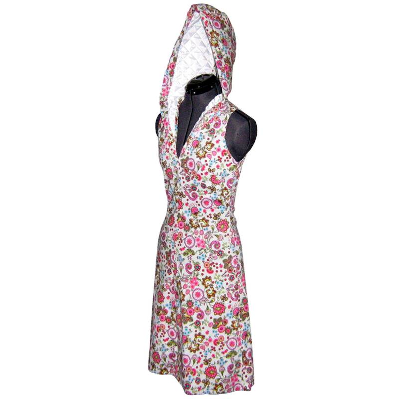Kapuzenkleid "Blumen Ohne Duft" von trotzberlin