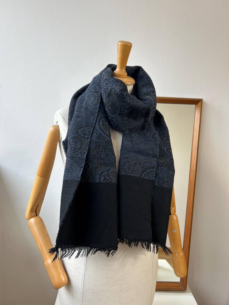 Dunkelblauer Vintage Schal Schurwolle Wolle Pailsey von trouvelieblingsteile