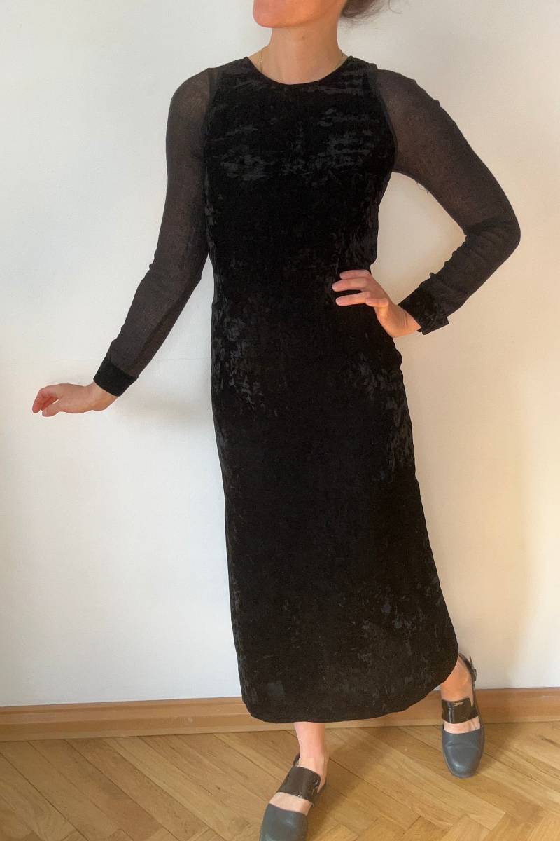 Schwarzes Vintage Samtkleid Abendkleid Samt Kleid Maxikleid Mit Ärmeln Aus Wolle Gr38 von trouvelieblingsteile