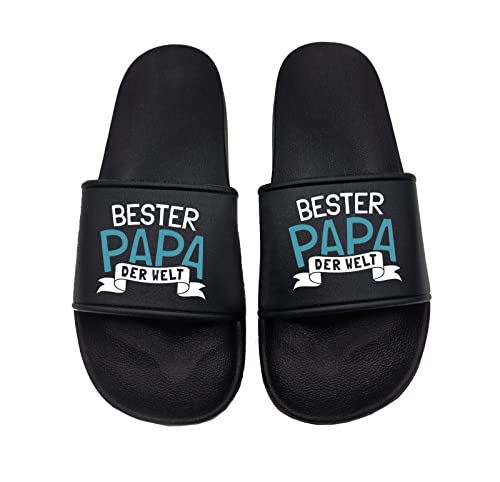 tshirtladen Bester Papa der Welt Badelatschen Größe 42 - Sandalen mit Spruch für Papa zum Vatertag, Sommerurlaub oder Hausgebrauch - lustige Herren Duschlatschen schwarz von tshirtladen