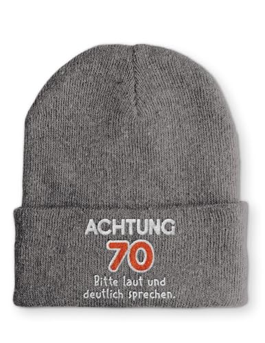 tshirtladen Beanie Mütze Achtung 70 Bitte laut und deutlich sprechen. Statement Wintermütze mit Spruch, Farbe: Grau von tshirtladen