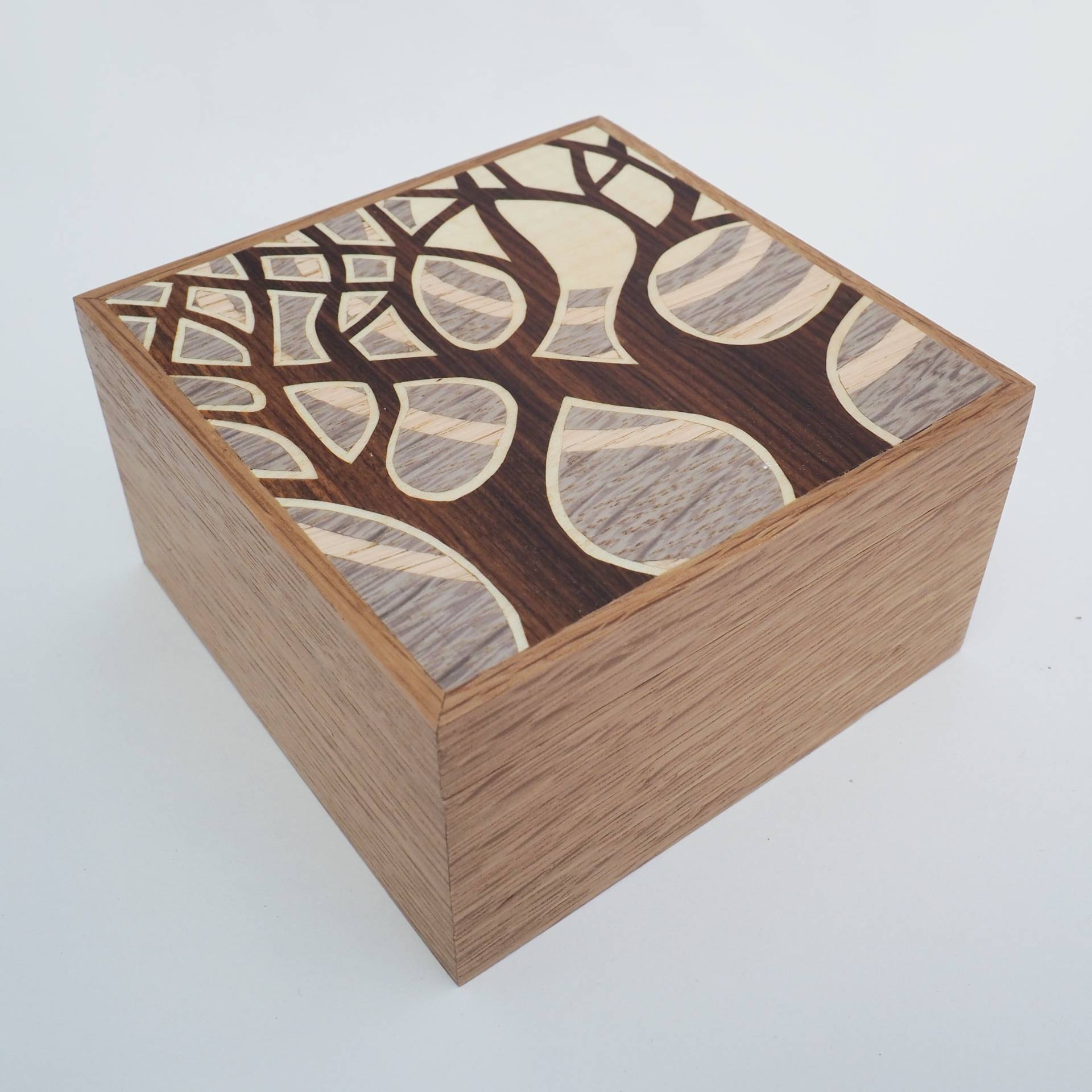 Kleine Holz-Trinket-Box, Baum Und Mond-Andenken-Box, Personalisierte Hölzerne Geschenkbox, Uhrenbox, Kleine Schmuckschatulle, Manschettenknopf-Box von ttdesignswoodcraft