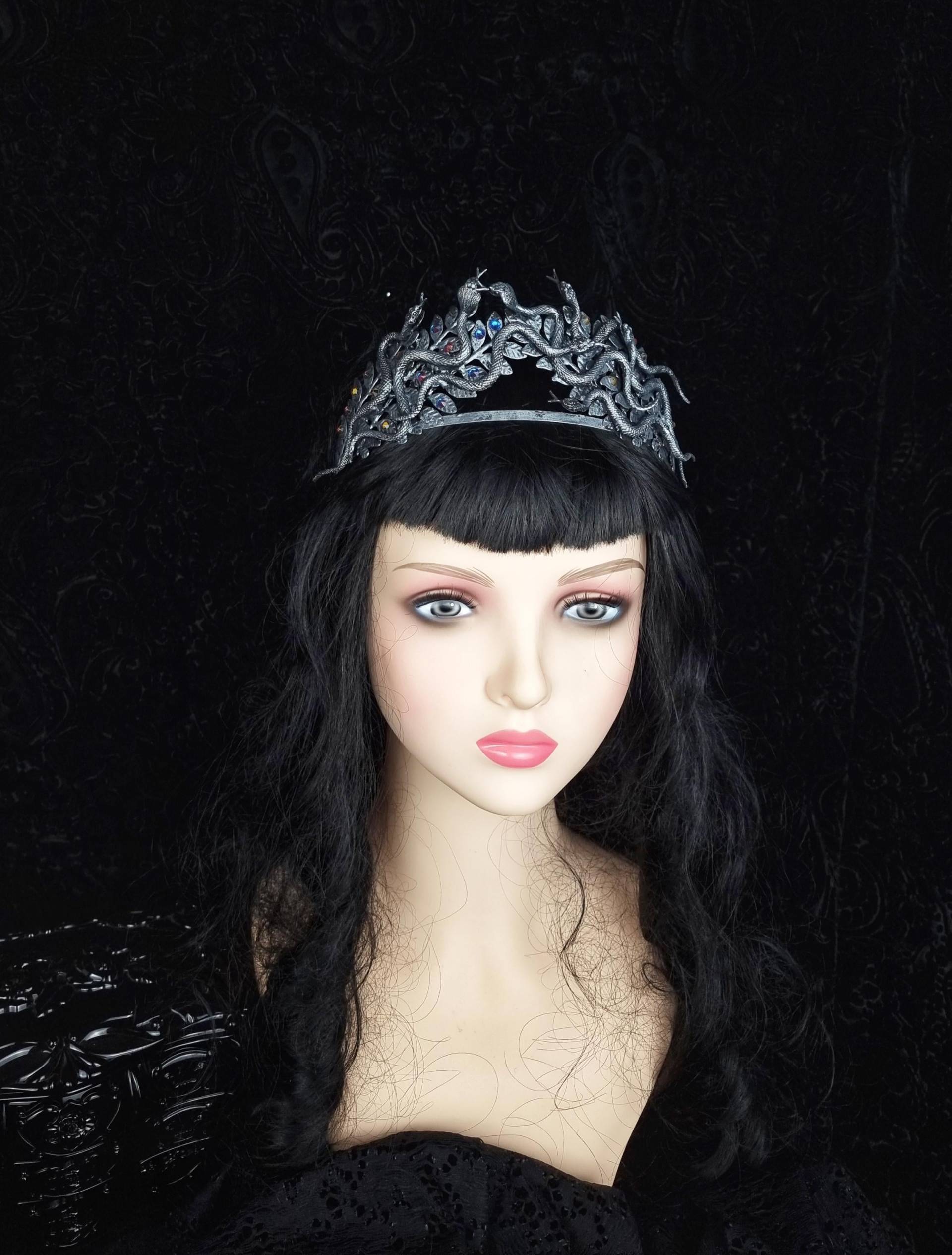 Faster Shipping/Medusa Krone, Cobra, Cleopatra, Schlangen Kopfschmuck, Fantasy Kostüm, Cosplay, Larp, Hexe, Pagan, Halloween Faster Shipping/Medusa Krone, Cobra, Cleopatra, Schlangen Kopfschmuck, Fantasy Kostüm, Cosplay, Larp, Hexe, Pagan, Halloween von tuahadedana