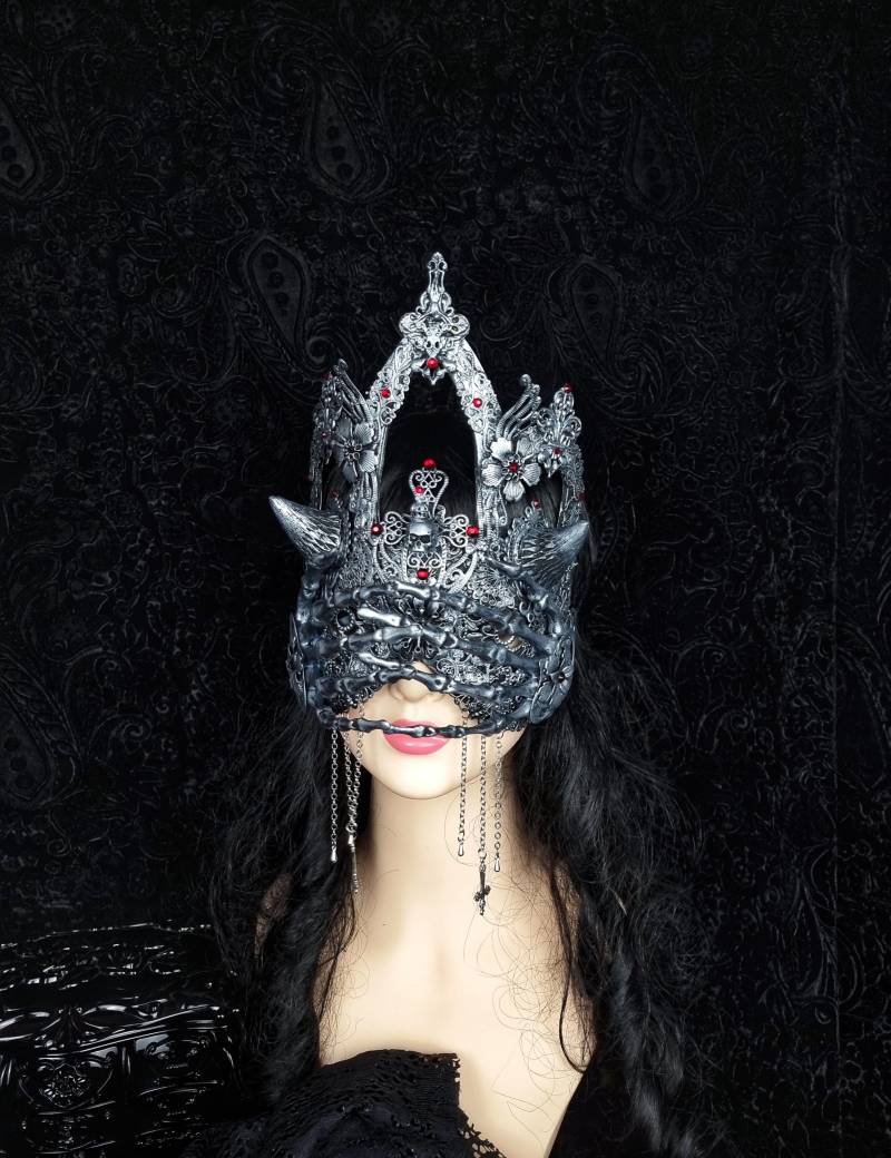 Made To Order Cathedral Blind Mask "Cruxified Horns" With Skeleton Hands, Cosplay, Vampire, Fantasy, Goth, Crown, Demonvodoo von tuahadedana