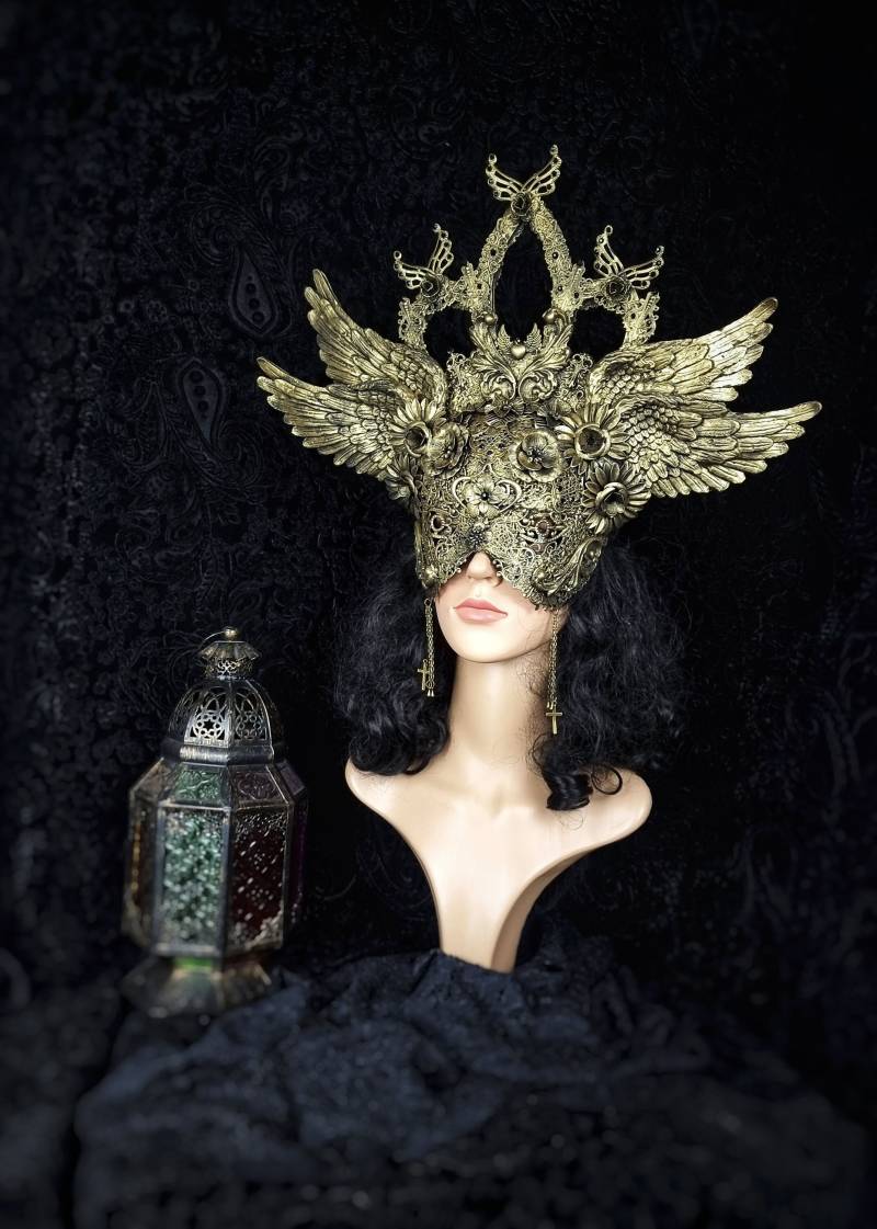 Made To Order Cathedral Blind Mask With Wings, Angel, Fantasy Costume, Gothic, Cosplay von tuahadedana