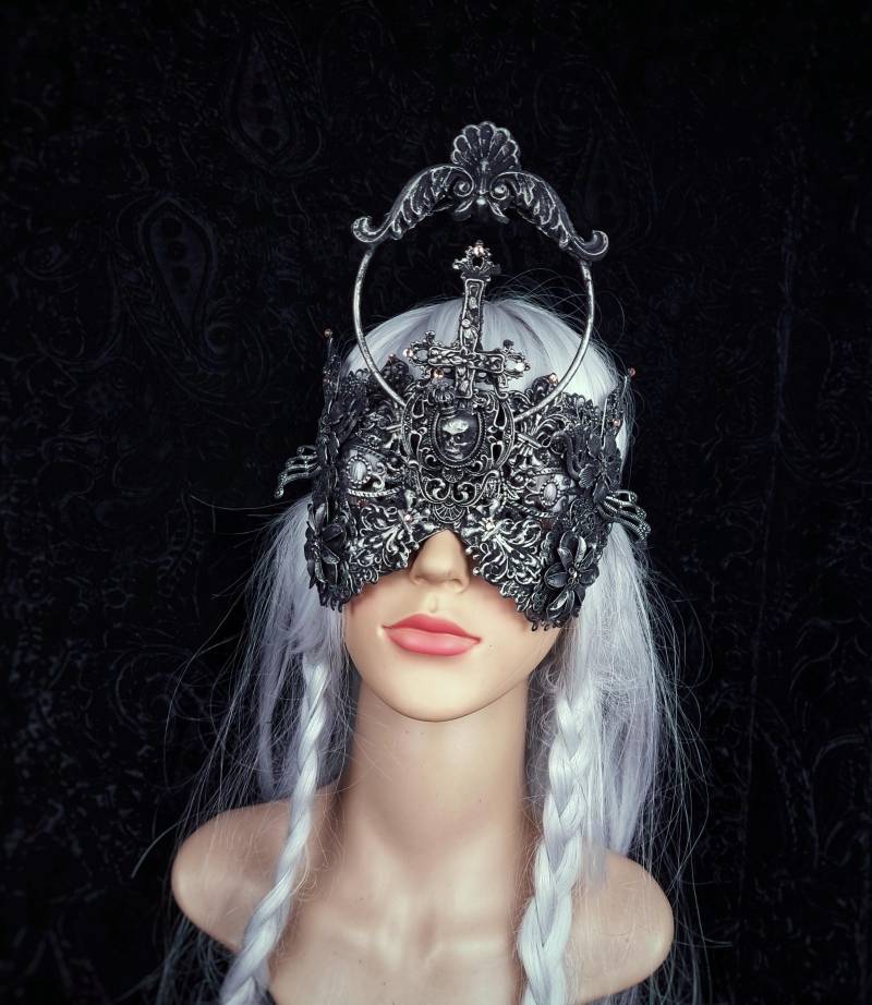 Made To Order Halo Blind Mask "Cruxified" Cosplay, Vampire, Fantasy, Goth, Crown, Vodoo von tuahadedana