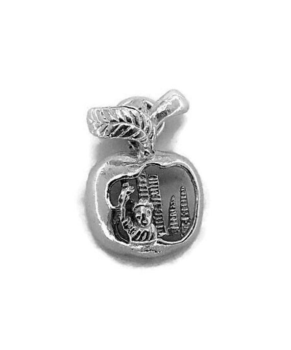 Apfel Stadt Charm Anhänger .925 Sterling Silber Apfel Stadt Charm Anhänger .925 Sterling Silber von twinsjewelrygs