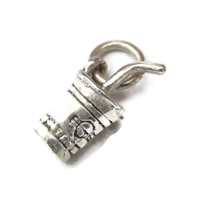 Brunnen Drink Charm Anhänger .925 Sterling Silber Brunnen Drink Charm Anhänger .925 Sterling Silber von twinsjewelrygs