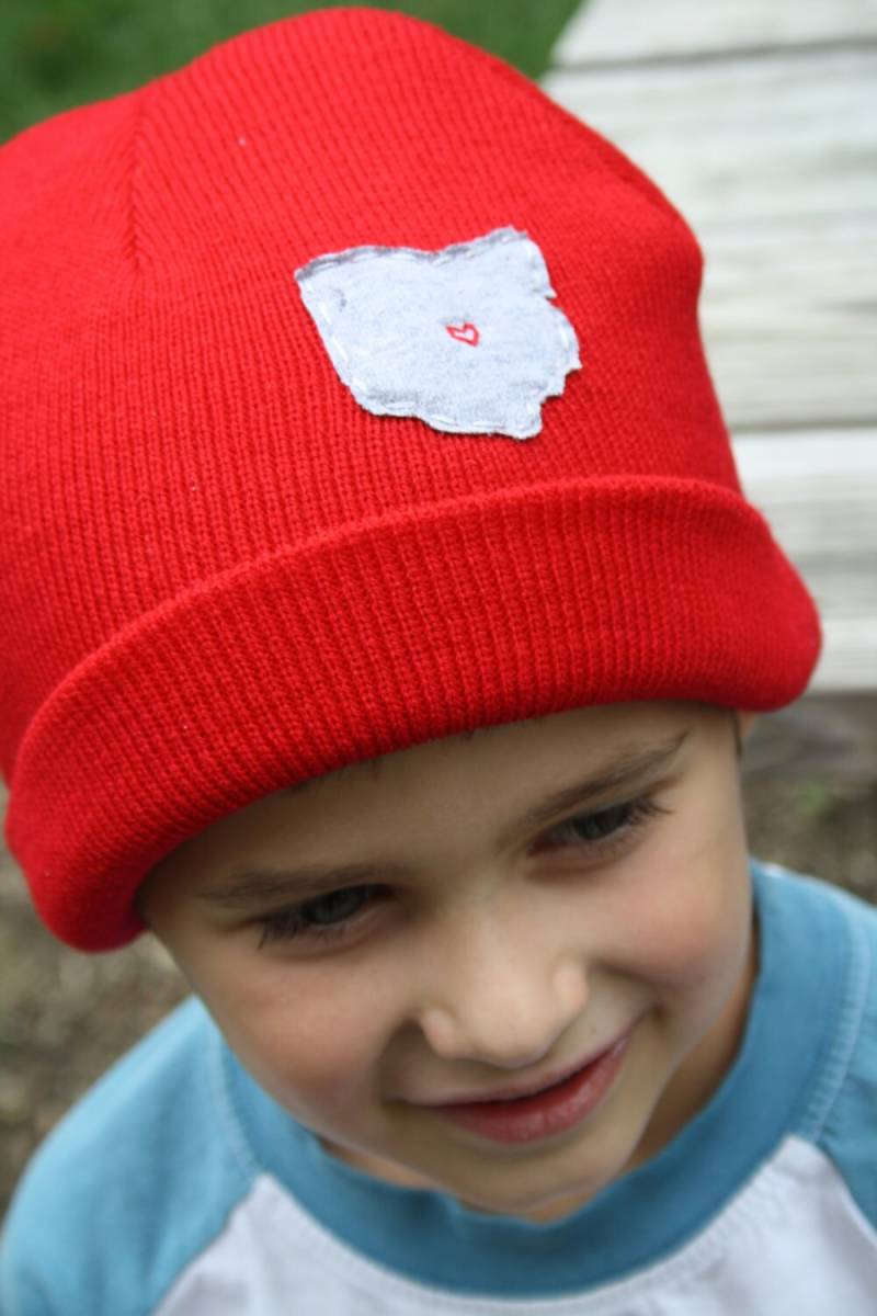 Us-Bundesstaat Ohio "One Size Fits All" Stricken Ohio Liebe Mütze, Rote Handgenäht Recyceltem T-Shirt Applikation von twinzzshop