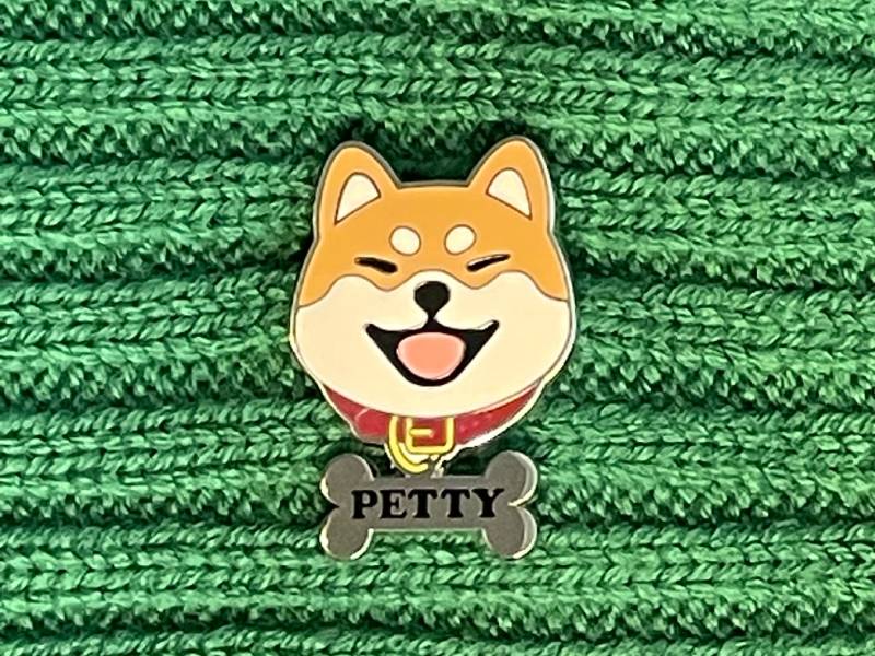 Petty Shiba Pin | Inu Emaille von twistedEGOS