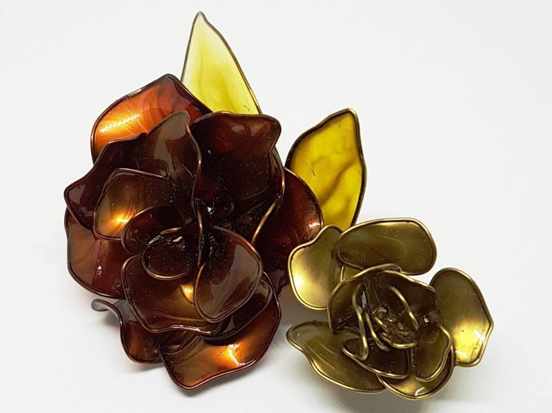 Kupfer & Gold Rose Pashmina Pin - Gracie Corsage/Boutonniere Gemischte Metallic-Blüten, Grüne Blätter. Brosche Revers Schal Hut Kupfer & Gold Rose Pashmina Pin - Gracie Corsage/Boutonniere Gemischte Metallic-Blüten, Grüne Blätter. Brosche Revers Schal Hut von twistglam