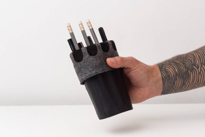Leder Stifterolle/Federmäppchen Etui Für Stifte Und Pinsel Leder Stifterolle/Federmäppchen Etui Für Stifte Und Pinsel von twonee