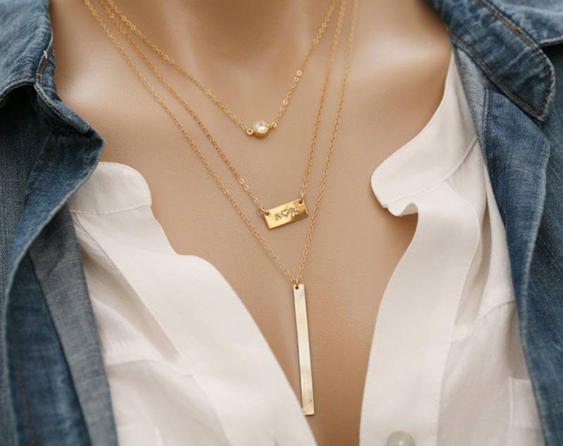 3Er-Set, Long Layered Vertical Bar Halskette, Cz Stein, Kleinen Punkt Halsketten, Bar, Hand Gestempelt Geburtsstein Name 3Er-Set, Long Layered Vertical Bar Halskette, Cz Stein, Kleinen Punkt Halsketten, Bar, Hand Gestempelt Geburtsstein Name von tyrahandmadejewelry