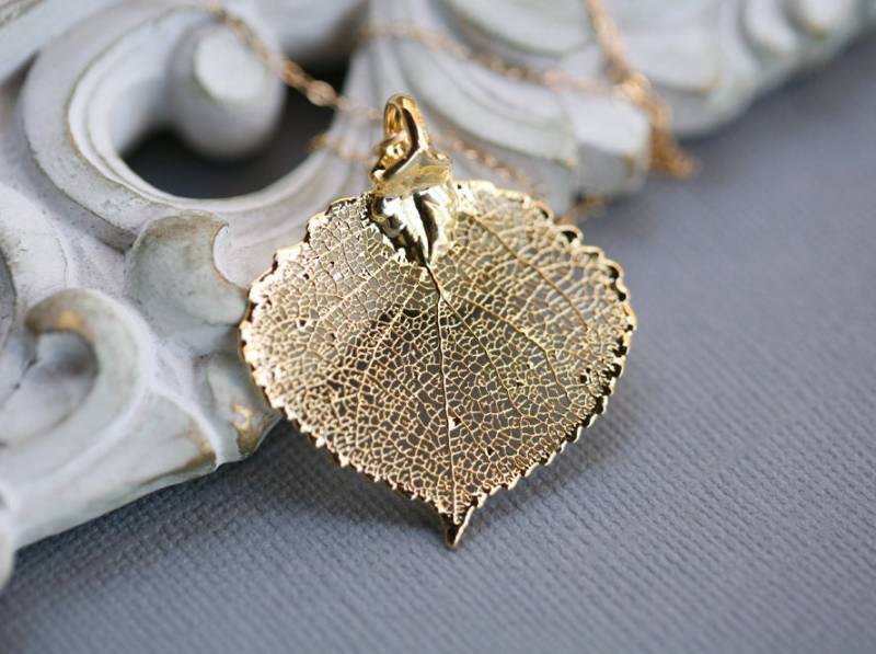 Baby Aspen Blatt, Gold Oder Silber, Blatt Halskette, Brautjungfer Geschenke, Herbst Hochzeit, Lariat, Personalisiert, Hochzeitsschmuck von tyrahandmadejewelry