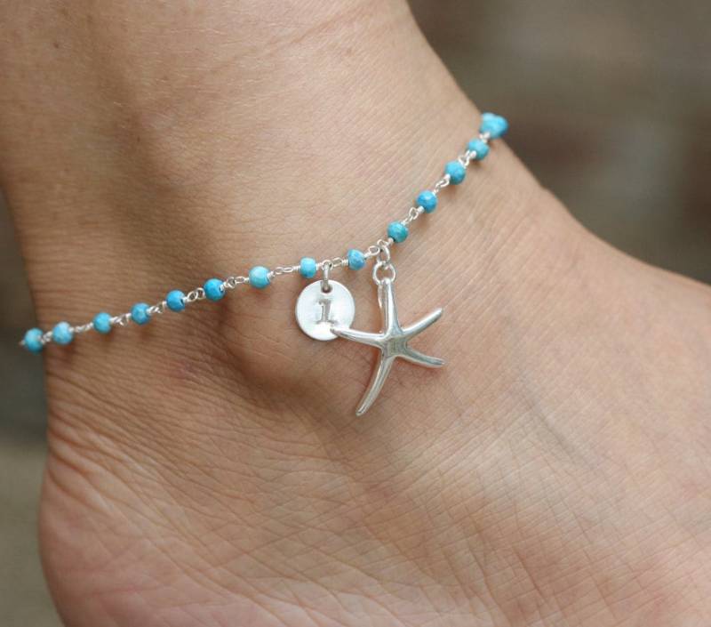 Personalisierte Seestern Fußkettchen, Perlen Türkis Erste Strand Hochzeit, Benutzerdefinierte Geburtsstein, Brautjungfer Geschenk, Knöchel Armband von tyrahandmadejewelry