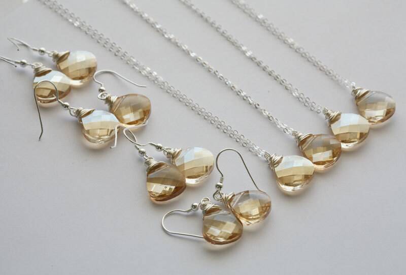 Set Von 3, Teardrop Kristall Halskette, Swarovski Goldenen Sekt, Brautjungferngeschenk, Brautschmuck Set, Crystal Ohrringe, Sterling Silber von tyrahandmadejewelry