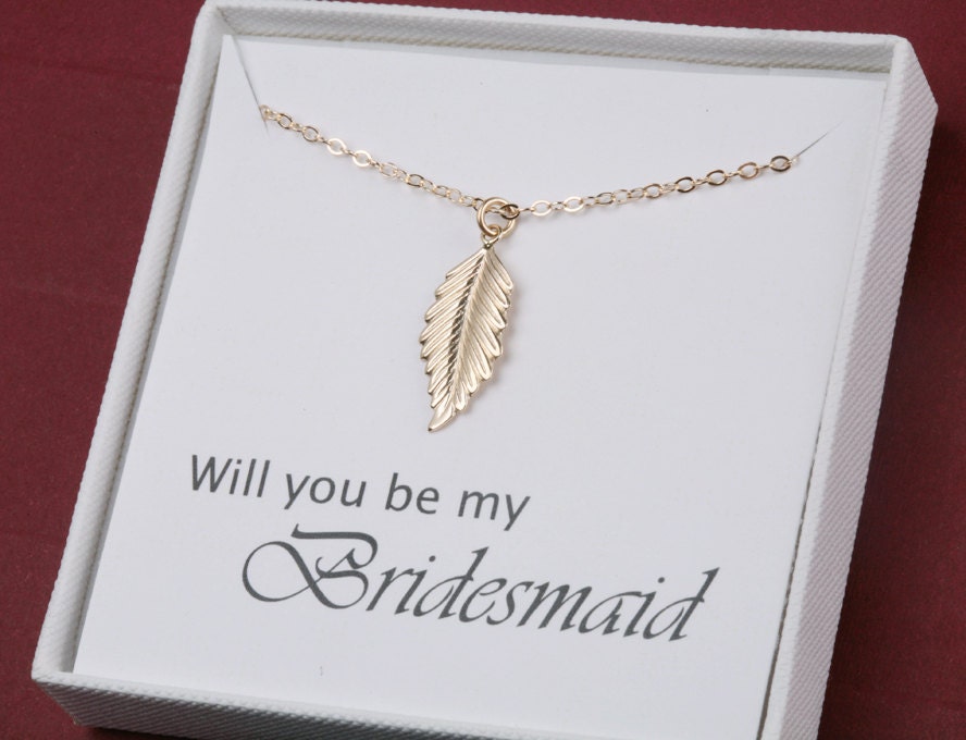 stelring Silber Oder 14 K Gold Filled Feder Halskette, Schichtung Kette, Herbst Hochzeit, Brautjungferngeschenke, Brautjungfer Nachricht Karte Mit stelring Silber Oder 14 K Gold Filled Feder Halskette, Schichtung Kette, Herbst Hochzeit, Brautjungferngeschenke, Brautjungfer Nachricht Karte Mit von tyrahandmadejewelry