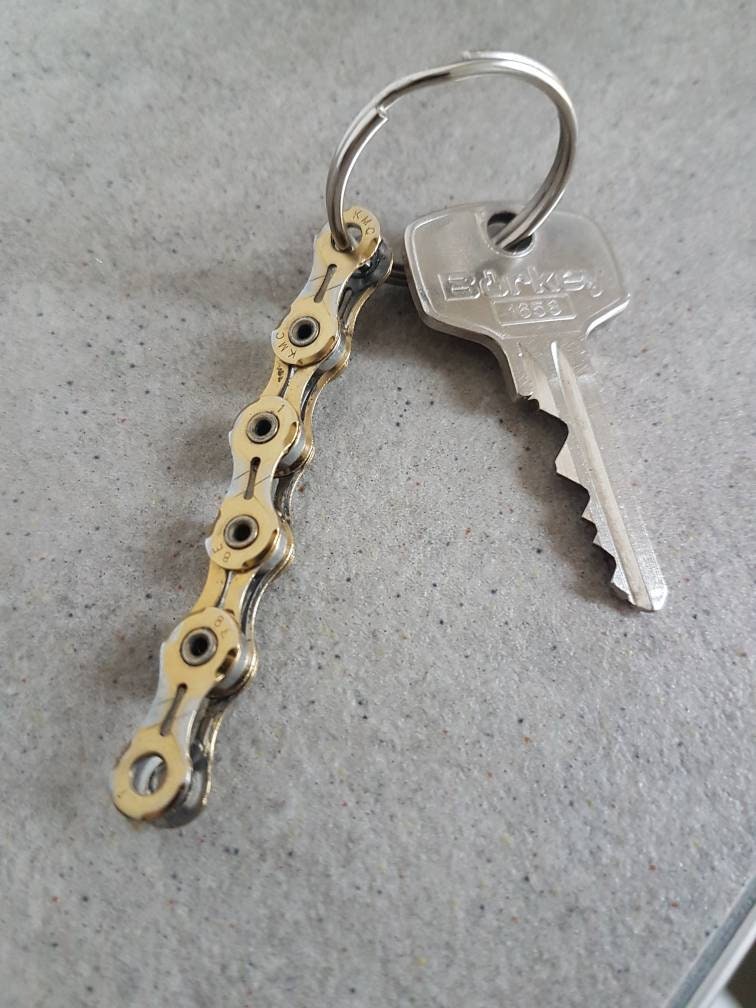 Schlüsselanhänger Mit Goldener Fahrradkette von ubcycle