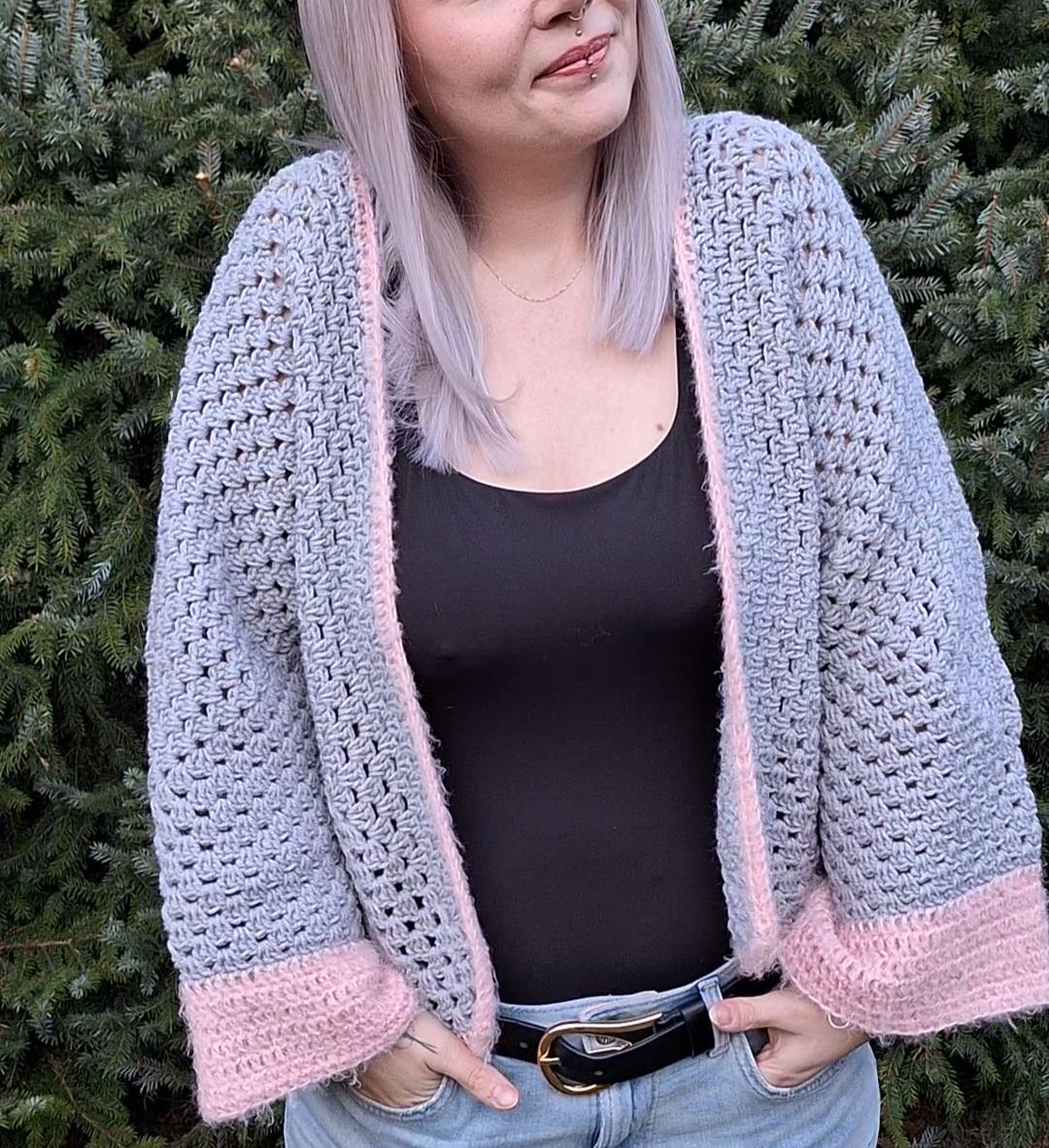 Einzelstück - Gehäkelter Cardigan Mint Grau Rosa, Gr. M-L | 38-42, Handgemacht, Handmade Unikat von ueberallcrafts