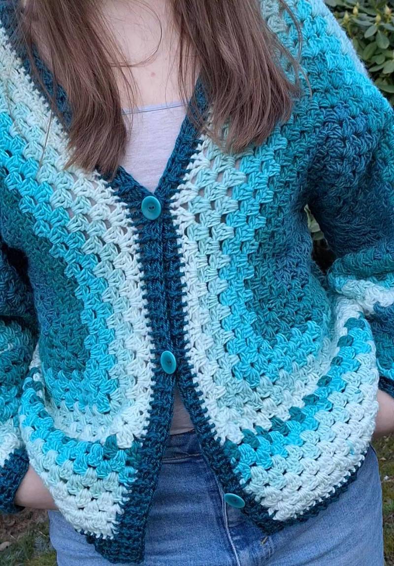 Einzelstück - Gehäkelter Cardigan Mint Grün, Gr. M-L | 38-42, Handgemacht, Handmade Unikat von ueberallcrafts