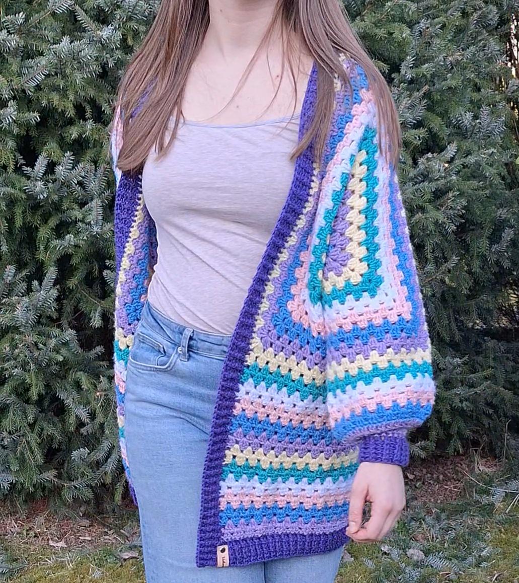 Einzelstück - Gehäkelter Cardigan Rainbow, Gr. M-L | 38-42, Handgemacht, Handmade Unikat von ueberallcrafts