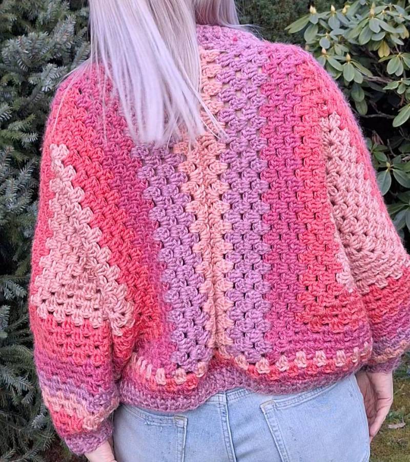 Einzelstück - Gehäkelter Pullover Pink Lila Rosa, Gr. M-L | 38-42, Handgemacht, Handmade Unikat von ueberallcrafts