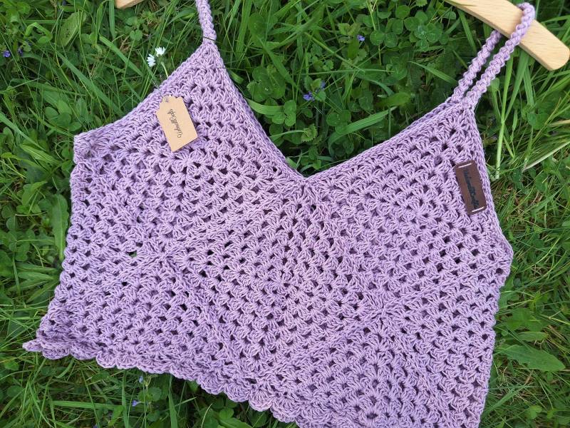 Einzelstück - Gehäkeltes Grannysquare Top Lila, Gr. L-xxl | 40-44, Crop Top, Trägertop, Handgemacht, Handmade Unikat von ueberallcrafts