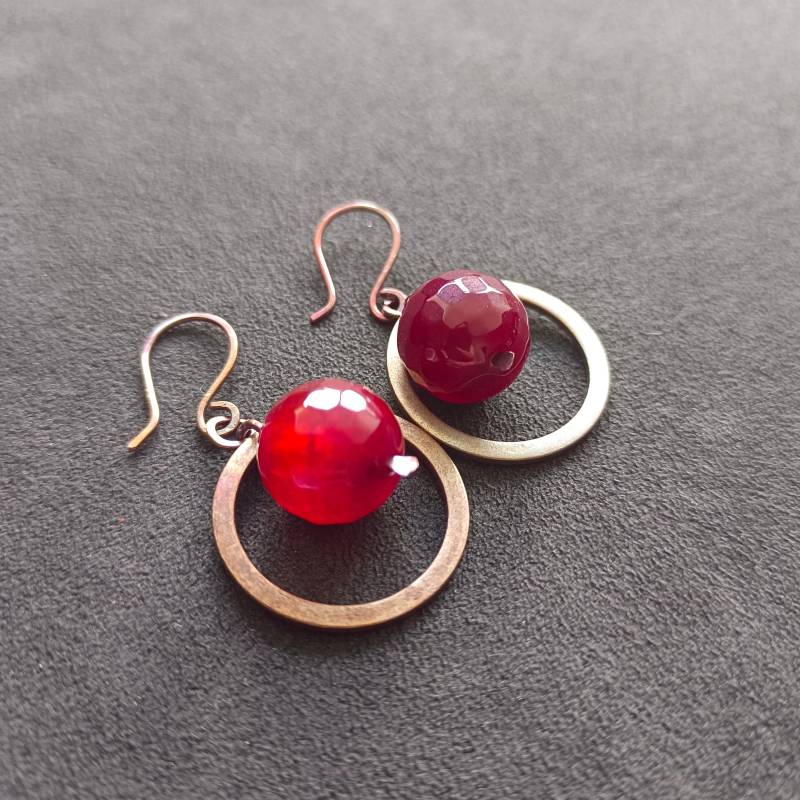 Boho Ohrringe Aus Oxidiertem Kupfer Und Achat, Rot von ueberdraht