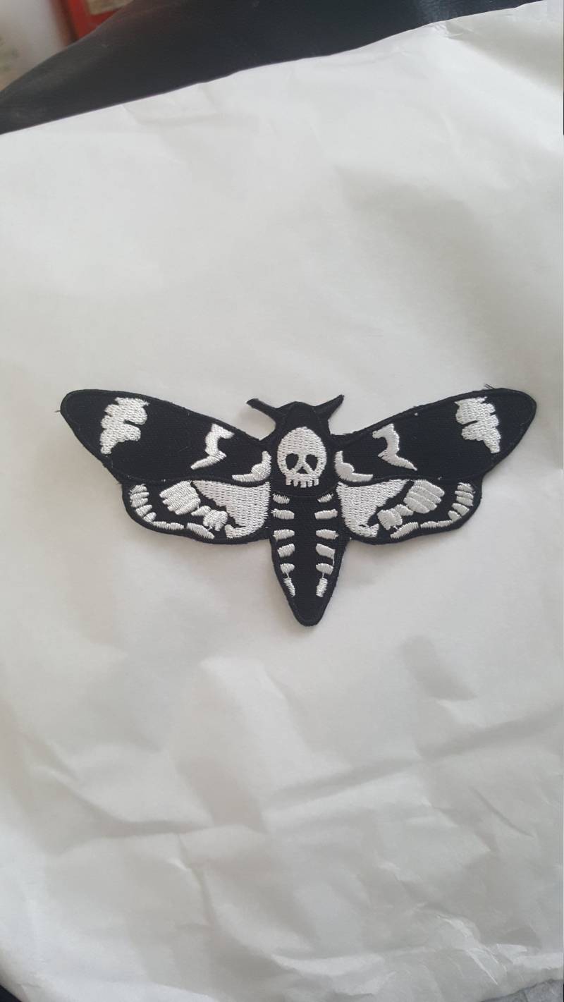Totenkopf Schwärmer Gesticktes Aufbügler Applikation Motiv Aufnäher von ukbeadsonline