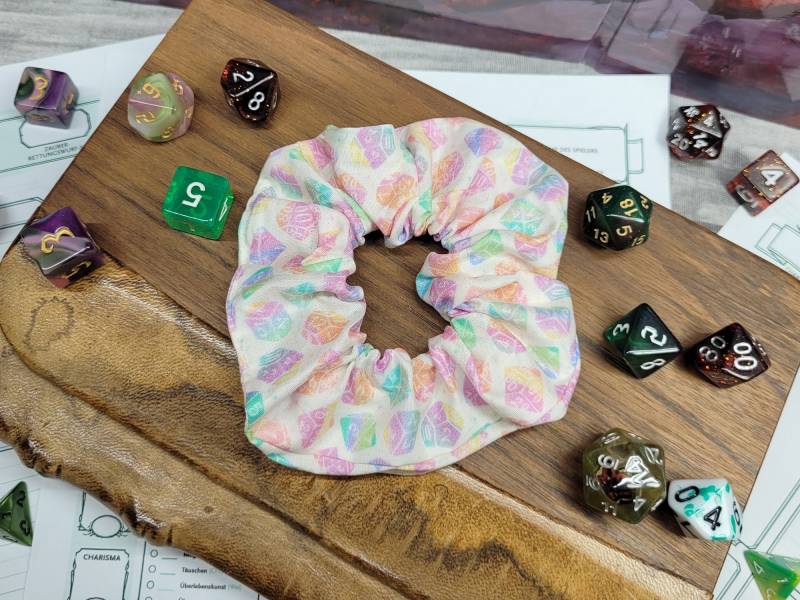 Scrunchie Colorful Dice, Haargummi Mit Würfel von unartick